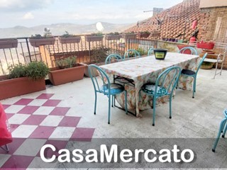 Bilocale in Vendita a Rocca di Papa, 64'000€, 57 m²