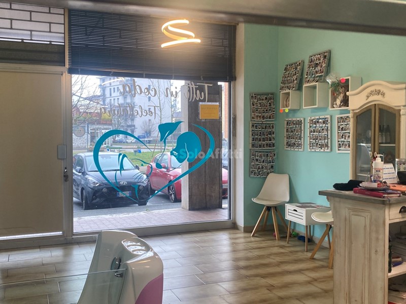 Capannone in Affitto a Novara, zona San Paolo, 500€, 33 m²