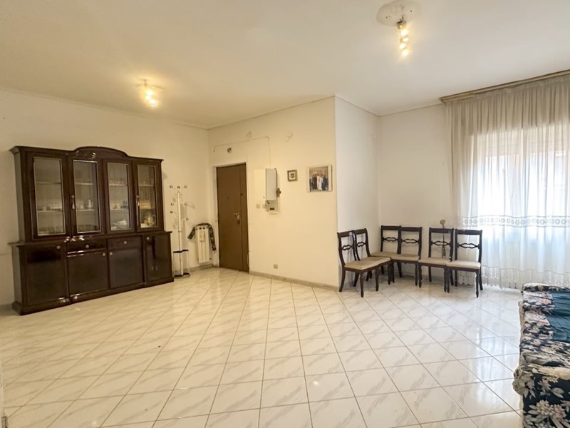 Trilocale in Vendita a Casavatore, 180'000€, 100 m²