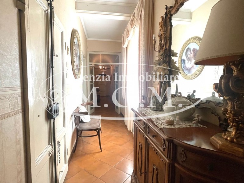 Appartamento in Vendita a Pontedera, 160'000€, 180 m², arredato