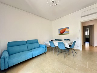 Appartamento in Vendita a Lucca, zona San Marco, 280'000€, 80 m², arredato