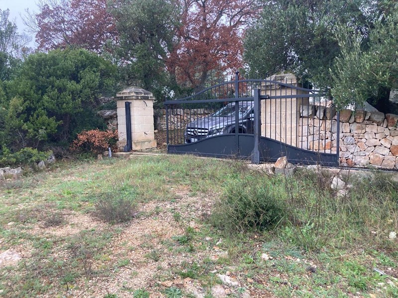 Trullo in Vendita a Cisternino, 75'000€, 30 m²