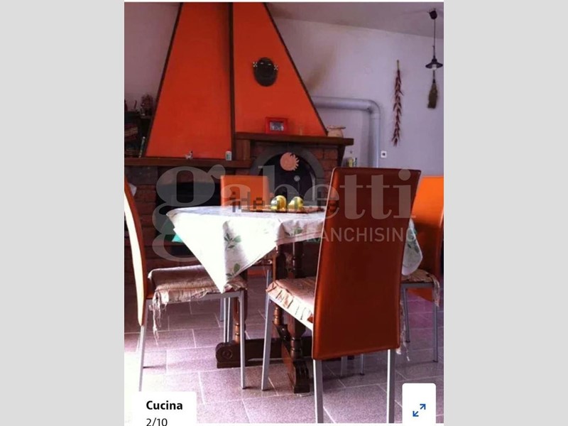 Casa Indipendente in Vendita a Montefalcione, 60'000&euro;, 205 m²