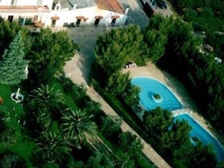 Immobile commerciale in Vendita a Turi, 1'600'000€, 50500 m²