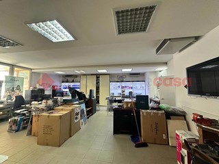 Ufficio in Vendita a Arezzo, 115'000€, 116 m²
