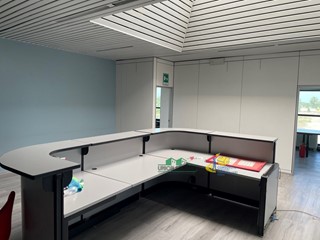 Capannone in Vendita a Parma, 2'000'000€, 3300 m²