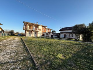 Casa Indipendente in Vendita a San Martino di Venezze, 99'000€, 100 m², con Box