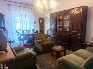 Appartamento in Vendita a Genova, 95'000€, 112 m²