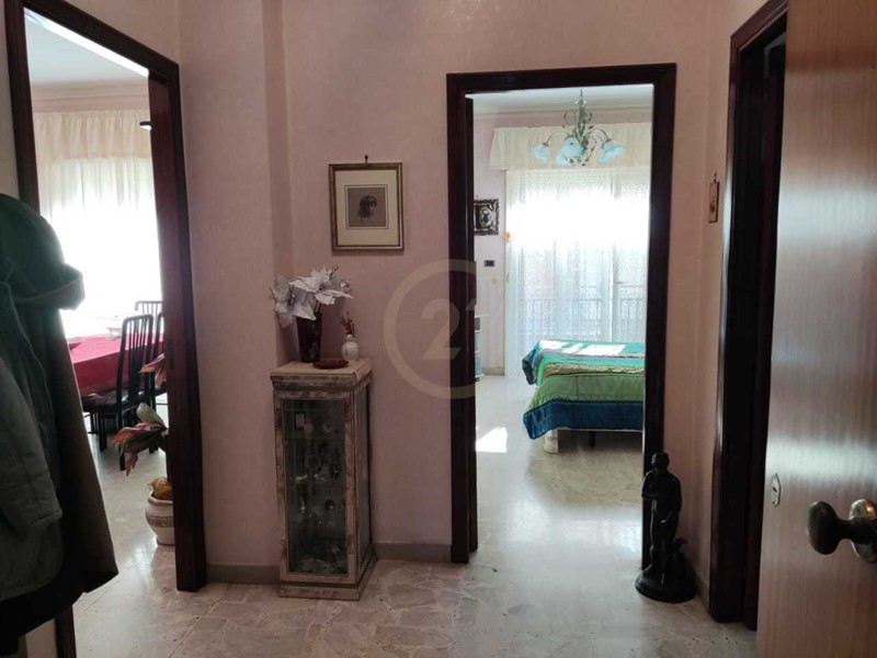 Quadrilocale in Vendita a Mascalucia, zona Centro, 135'000€, 125 m², con Box