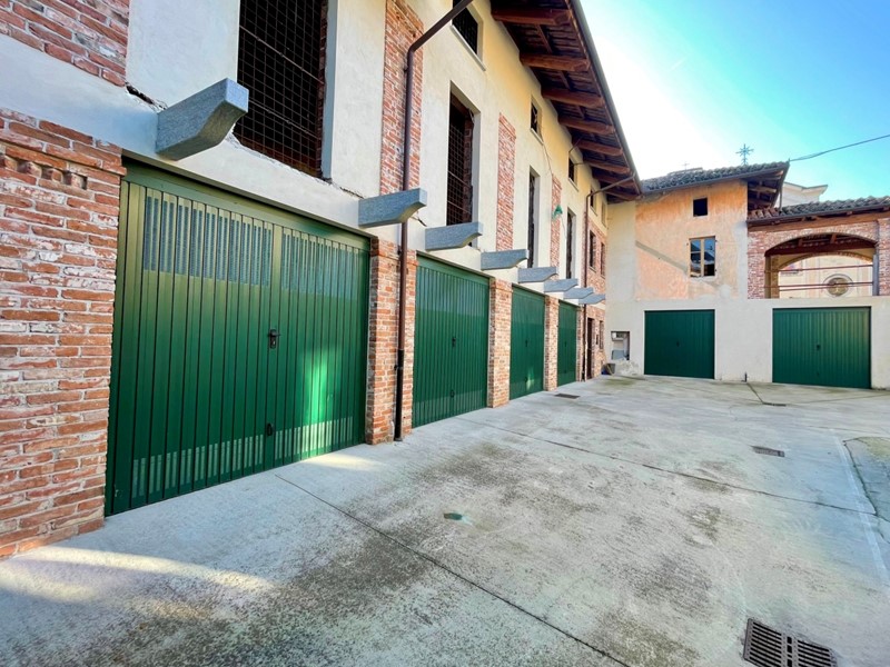 Casa Semi Indipendente in Vendita a Narzole, 58'000€, 175 m², con Box