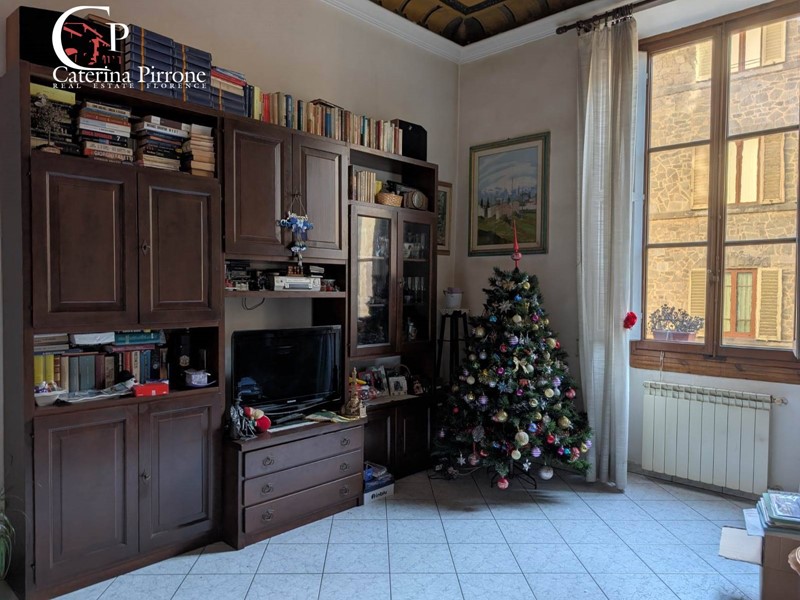 Appartamento in Vendita a Firenze, zona Beccaria, 590'000€, 140 m²