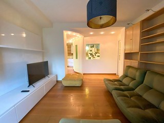 Quadrilocale in Vendita a Massa, 260'000€, 87 m²