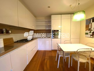 Quadrilocale in Vendita a Massa, 260'000&euro;, 87 m²