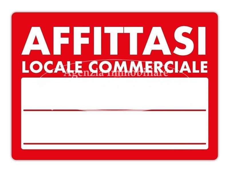 Immobile commerciale in Affitto a Santa Maria a Monte, 750€, 110 m²