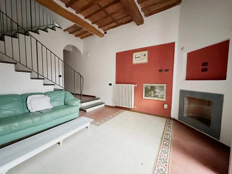 Casa Indipendente in Vendita a Lucca, zona San Filippo, 199'000€, 125 m², arredato
