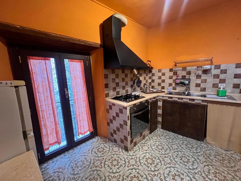 Trilocale in Vendita a Narni, 135'000&euro;, 75 m², arredato