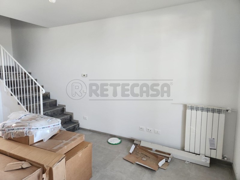 Villetta a schiera in Vendita a Castelfranco di Sotto, 225'000€, 128 m², con Box