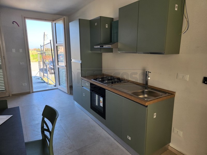 Villetta a schiera in Vendita a Castelfranco di Sotto, 225'000&euro;, 128 m², con Box