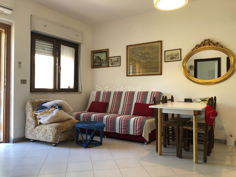 Villa in Affitto a Squillace, zona Squillace Lido, 1'700€, 70 m², arredato