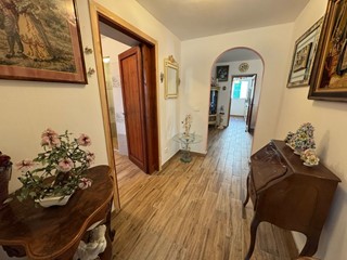 Appartamento in Vendita a Sanremo, zona San Martino, 149'000€, 95 m²