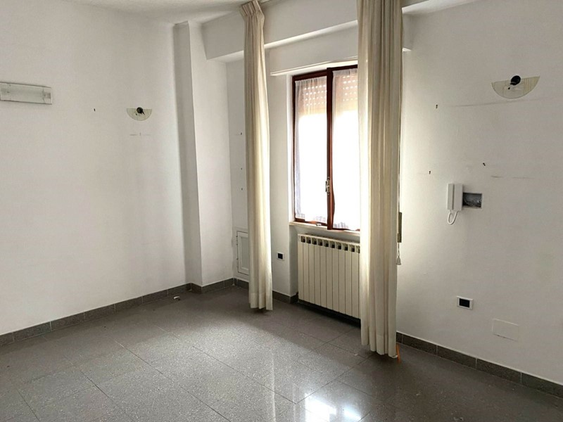 Ufficio in Affitto a Tivoli, zona Centro, 550&euro;, 45 m²