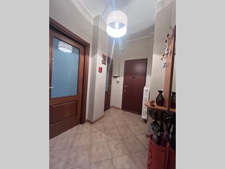 Bilocale in Vendita a Torino, zona lingotto mercati generali, 95'000€, 59 m²