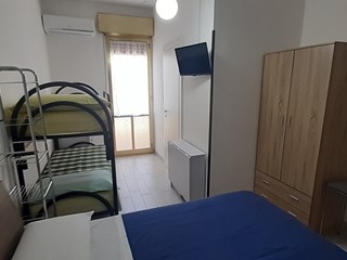 Bilocale in Affitto a Avola, zona Piano del bosco, 40 m², arredato