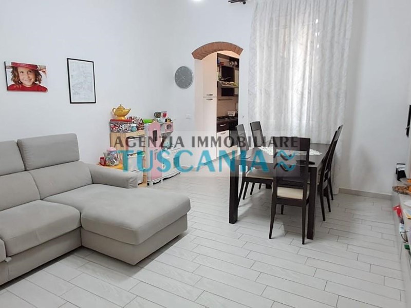 Trilocale in Vendita a Cecina, 175'000&euro;, 72 m²