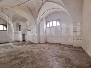 Casa Indipendente in Vendita a Racale, 450'000€, 1200 m²