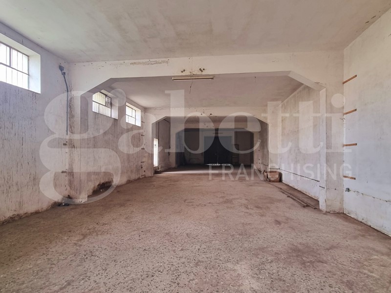 Casa Indipendente in Vendita a Racale, 450'000€, 1200 m²
