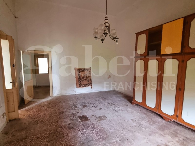 Casa Indipendente in Vendita a Racale, 450'000€, 1200 m²