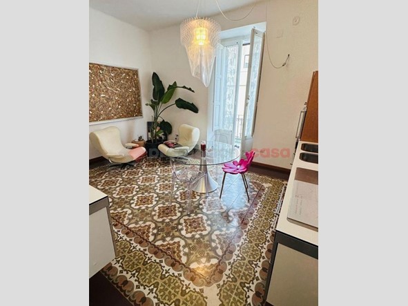 Trilocale in Vendita a Bari, 195'000€, 85 m², arredato