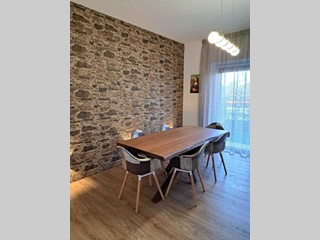 Appartamento in Vendita a Lanciano, 220'000€, 143 m², arredato, con Box