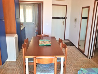 Appartamento in Vendita a Ravenna, zona Lido di Savio, 190'000€, arredato