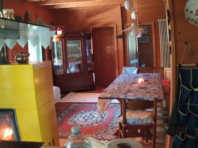 Villa in Vendita a Valmozzola, 170'000&euro;, 80 m²