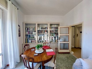 Appartamento in Vendita a Viareggio, 290'000€, 75 m², arredato