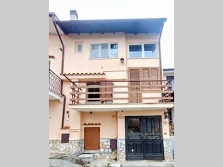 Casa Indipendente in Vendita a Tagliacozzo, 42'000€, 88 m²