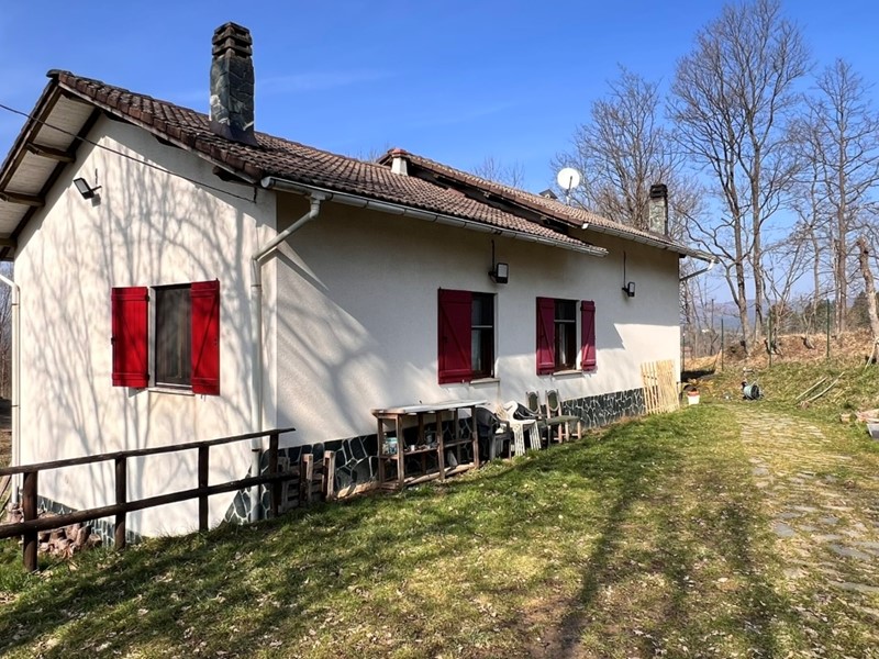 Casa Indipendente in Vendita a Sassello, 205'000€, 160 m², con Box