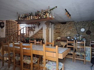 Trilocale in Vendita a Loreto Aprutino, zona Passo Cordone , 35'000€, 80 m², arredato