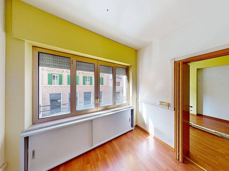 Ufficio in Affitto a Roma, 18'960€, 598 m²