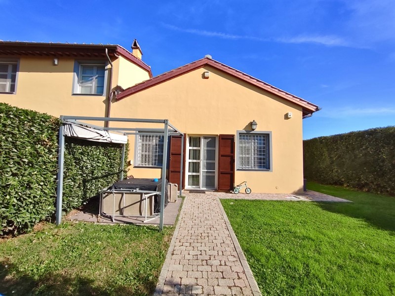 Villetta a schiera in Vendita a San Giuliano Terme, 440'000€, 123 m²