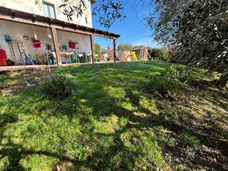 Casa Indipendente in Vendita a Empoli, 290'000€, 130 m²