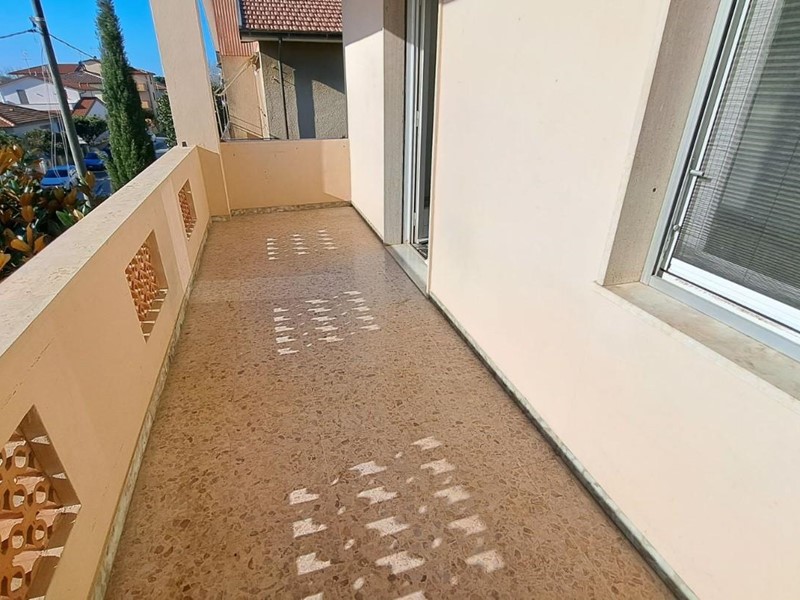 Villa bifamiliare in Vendita a Rosignano Marittimo, zona Rosignano Solvay, 230'000€, 130 m², con Box