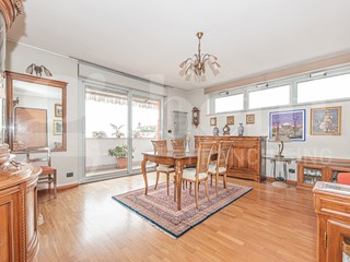 Quadrilocale in Vendita a Rivoli, 295'000€, 128 m²