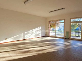 Laboratorio in Affitto a Forlimpopoli, 1'500€, 50 m²