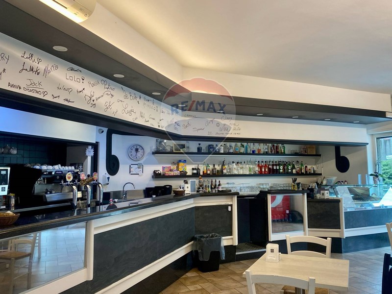 Attività commerciale in Vendita a Cisano Bergamasco, zona la Sosta, 40'000€, 125 m², arredato