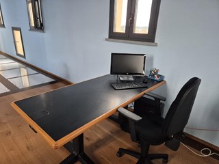 Ufficio in Affitto a Fucecchio, 350&euro;, 30 m²