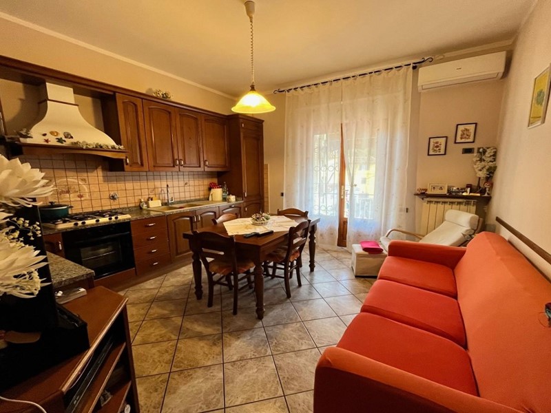 Quadrilocale in Vendita a Certaldo, 145'000€, 100 m², arredato