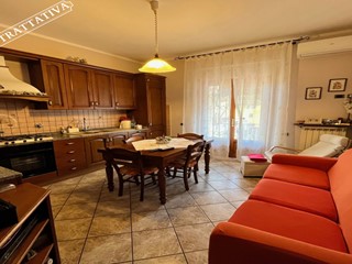 Quadrilocale in Vendita a Certaldo, 145'000&euro;, 100 m², arredato