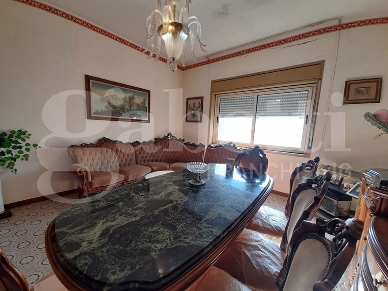 Quadrilocale in Vendita a Siracusa, 125'000&euro;, 100 m²